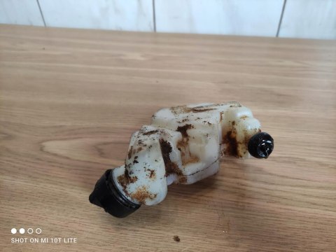 STIHL MSE 220 ZBIORNIK OLEJU ZBIORNICZEK STIHL MSE 220 ZBIORNIK OLEJU ZBIORNICZEK