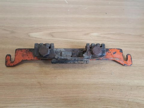STIHL TS 400 MOCOWANIE NÓŻKA STELAŻ STIHL TS 400 MOCOWANIE NÓŻKA STELAŻ