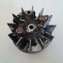 KOMATSU BC 254 A MAGNETO KOŁO MAGNESOWE