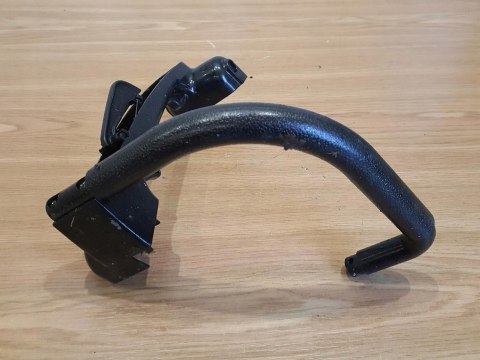 KOMATSU G310 RĄCZKA GAZU RĘKOJEŚĆ UCHWYT MOCOWANIE KOMATSU G310 RĄCZKA GAZU RĘKOJEŚĆ UCHWYT MOCOWANIE