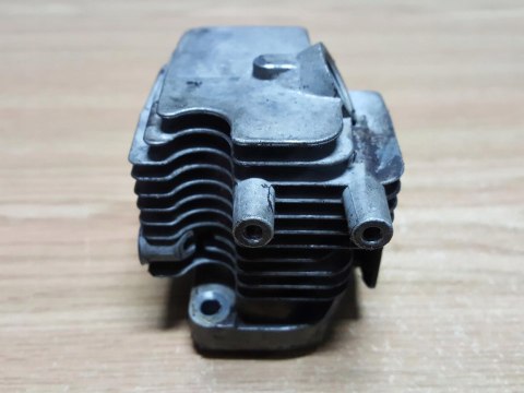 KOMATSU eHT601D CYLINDER ORYGINAŁ KOMATSU eHT601D CYLINDER ORYGINAŁ