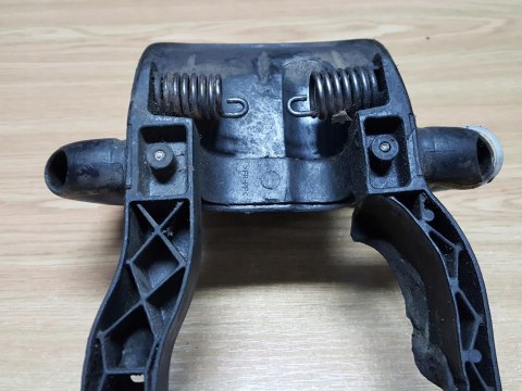 KOMATSU eHT601D RĄCZKA RĘKOJEŚĆ KABŁĄK UCHWYT KOMATSU eHT601D RĄCZKA RĘKOJEŚĆ KABŁĄK UCHWYT