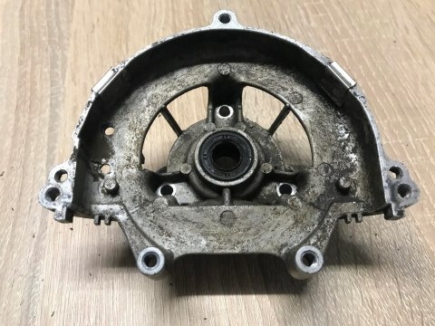 ROBIN HT 231 KARTER OBUDOWA SILNIKA KORPUS ROBIN HT 231 KARTER OBUDOWA SILNIKA KORPUS