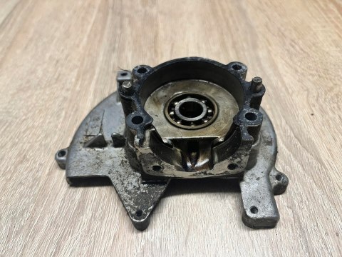 ROBIN HT02W KARTER OBUDOWA SILNIKA KORPUS ROBIN HT02W KARTER OBUDOWA SILNIKA KORPUS