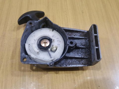 ROBIN NB 2001 SZARPAK STARTER OBUDOWA POKRYWA ROBIN NB 2001 SZARPAK STARTER OBUDOWA POKRYWA