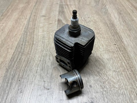 ROBIN NB 231 CYLINDER TŁOK ORYGINAŁ KOMPLET ROBIN NB 231 CYLINDER TŁOK ORYGINAŁ KOMPLET