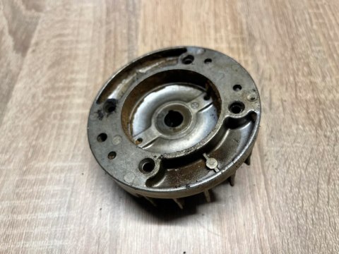 KIORITZ ECHO CS-440 EVL MAGENTO KOŁO MAGNESOWE KIORITZ ECHO CS-440 EVL MAGENTO KOŁO MAGNESOWE