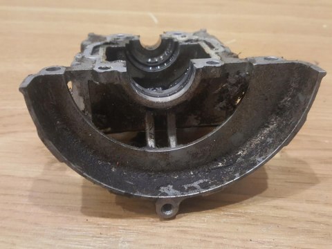 ROBIN BH 2500 KARTER OBUDOWA SILNIKA BLOK KORPUS ROBIN BH 2500 KARTER OBUDOWA SILNIKA BLOK KORPUS