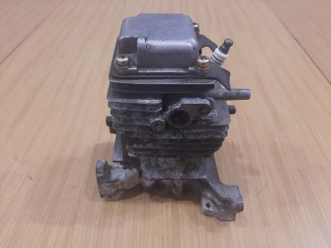 ROBIN BH 3500 CYLINDER TŁOK ORYGINAŁ KOMPLET ROBIN BH 3500 CYLINDER TŁOK ORYGINAŁ KOMPLET