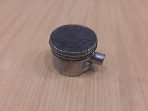ROBIN BH 3500 CYLINDER TŁOK ORYGINAŁ KOMPLET ROBIN BH 3500 CYLINDER TŁOK ORYGINAŁ KOMPLET