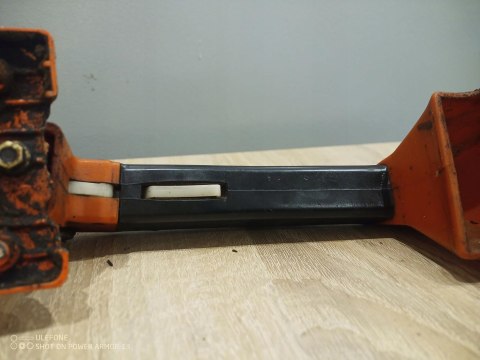 KIORITZ ECHO CS-320 EVL RĄCZKA GAZU RĘKOJEŚĆ KIORITZ ECHO CS-320 EVL RĄCZKA GAZU RĘKOJEŚĆ