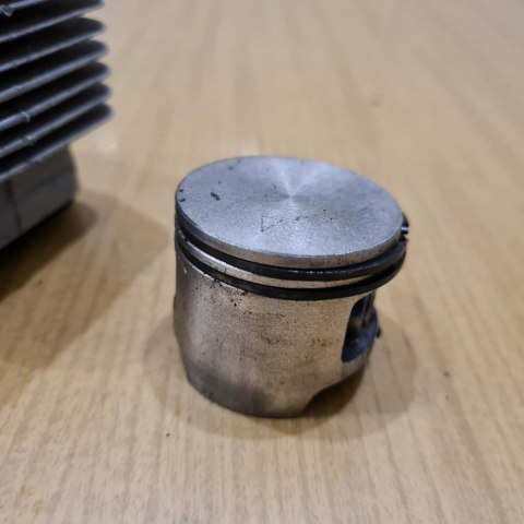 RACING RAC33ASBT CYLINDER TŁOK ORYGINAŁ KOMPLET RACING RAC33ASBT CYLINDER TŁOK ORYGINAŁ KOMPLET
