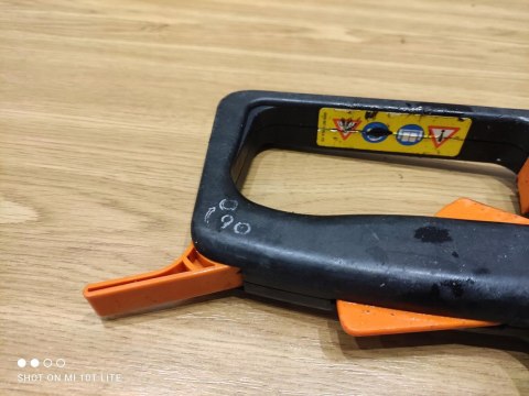 STIHL HS 75 80 85 RĄCZKA GAZU UCHWYT RĘKOJEŚĆ STIHL HS 75 80 85 RĄCZKA GAZU UCHWYT RĘKOJEŚĆ