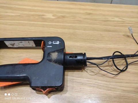 STIHL HS 75 80 85 RĄCZKA GAZU UCHWYT RĘKOJEŚĆ STIHL HS 75 80 85 RĄCZKA GAZU UCHWYT RĘKOJEŚĆ