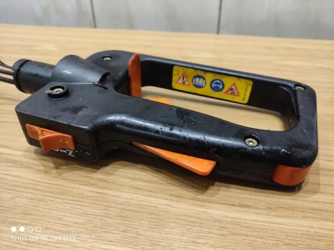 STIHL HS 75 80 85 RĄCZKA GAZU UCHWYT RĘKOJEŚĆ STIHL HS 75 80 85 RĄCZKA GAZU UCHWYT RĘKOJEŚĆ