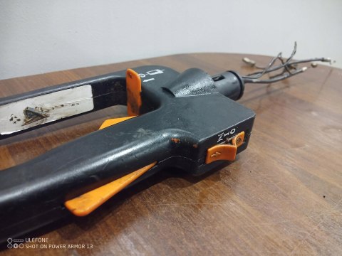 STIHL HS 75 80 85 RĄCZKA GAZU UCHWYT RĘKOJEŚĆ STIHL HS 75 80 85 RĄCZKA GAZU UCHWYT RĘKOJEŚĆ