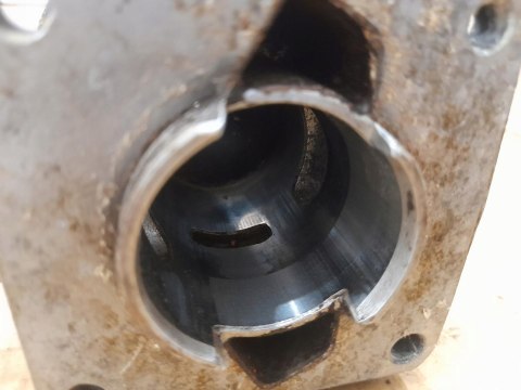 KIORITZ DM-9 CYLINDER TŁOK ORYGINAŁ KOMPLET KIORITZ DM-9 CYLINDER TŁOK ORYGINAŁ KOMPLET