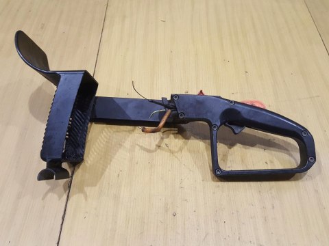 STIHL HS 60 RĄCZKA GAZU RĘKOJEŚĆ UCHWYT OBUDOWA STIHL HS 60 RĄCZKA GAZU RĘKOJEŚĆ UCHWYT OBUDOWA