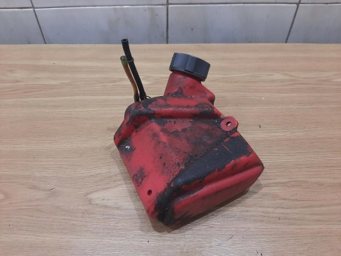 EFCO 8260 ZBIORNIK PALIWA BAK EFCO 8260 ZBIORNIK PALIWA BAK