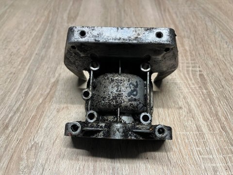 EFCO JET 300 KARTER OBUDOWA SILNIKA BLOK KORPUS EFCO JET 300 KARTER OBUDOWA SILNIKA BLOK KORPUS