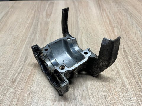 EFCO JET 300 KARTER OBUDOWA SILNIKA BLOK KORPUS EFCO JET 300 KARTER OBUDOWA SILNIKA BLOK KORPUS