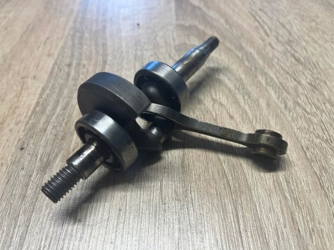 EFCO NAUTAC DB40A WAŁ KORBOWY KORBOWÓD EFCO NAUTAC DB40A WAŁ KORBOWY KORBOWÓD