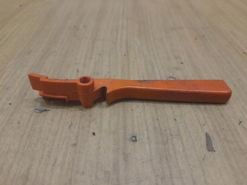 STIHL FSE 81 PRZYCISK WŁĄCZNIK DŹWIGNIA STIHL FSE 81 PRZYCISK WŁĄCZNIK DŹWIGNIA