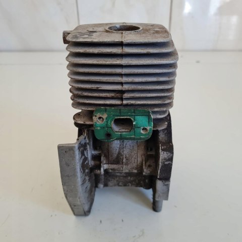 EFCO 400A CYLINDER TŁOK KARTER KOMPLET EFCO 400A CYLINDER TŁOK KARTER KOMPLET
