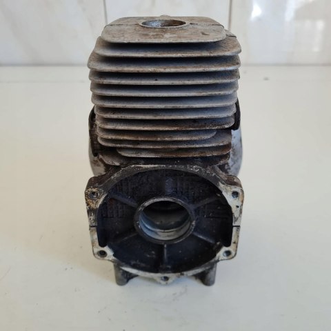 EFCO 400A CYLINDER TŁOK KARTER KOMPLET EFCO 400A CYLINDER TŁOK KARTER KOMPLET