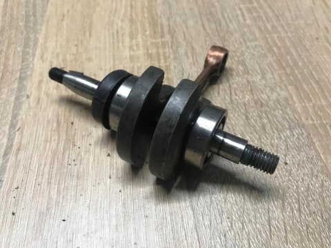 EFCO 400A WAŁ KORBOWY KORBOWÓD EFCO 400A WAŁ KORBOWY KORBOWÓD