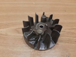 EFCO 8260 MAGNETO KOŁO MAGNESOWE