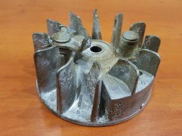 EFCO 8260 MAGNETO KOŁO MAGNESOWE