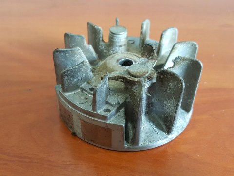 EFCO 8260 MAGNETO KOŁO MAGNESOWE EFCO 8260 MAGNETO KOŁO MAGNESOWE
