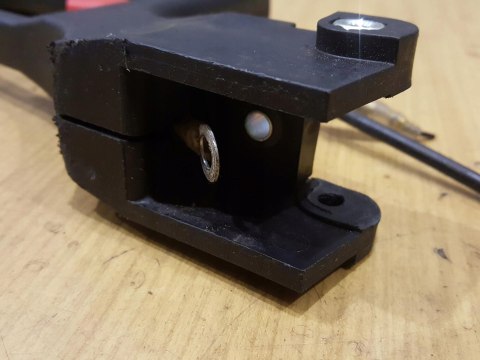 KAWASAKI TH 23 RĄCZKA GAZU RĘKOJEŚĆ UCHWYT KAWASAKI TH 23 RĄCZKA GAZU RĘKOJEŚĆ UCHWYT
