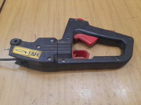 KAWASAKI TH 23 RĄCZKA GAZU RĘKOJEŚĆ UCHWYT KAWASAKI TH 23 RĄCZKA GAZU RĘKOJEŚĆ UCHWYT