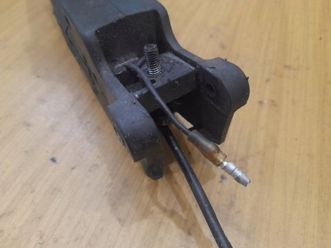 KAWASAKI TH 23 RĄCZKA GAZU RĘKOJEŚĆ UCHWYT KAWASAKI TH 23 RĄCZKA GAZU RĘKOJEŚĆ UCHWYT
