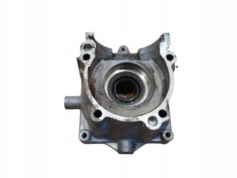 KAWASAKI TH 48 KARTER OBUDOWA SILNIKA POŁÓWKA KAWASAKI TH 48 KARTER OBUDOWA SILNIKA POŁÓWKA