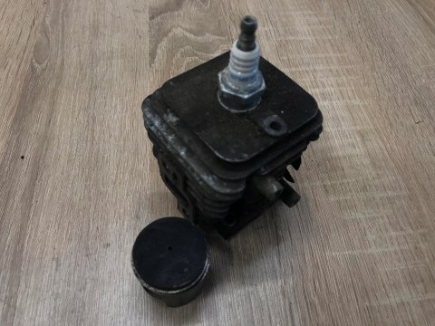 KAWASAKI TJ 27 CYLINDER TŁOK ORYGINAŁ KOMPLET KAWASAKI TJ 27 CYLINDER TŁOK ORYGINAŁ KOMPLET