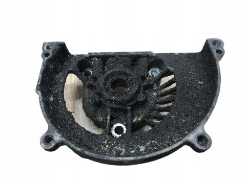 KAWASAKI TJ 27 KARTER OBUDOWA SILNIKA KORPUS KAWASAKI TJ 27 KARTER OBUDOWA SILNIKA KORPUS