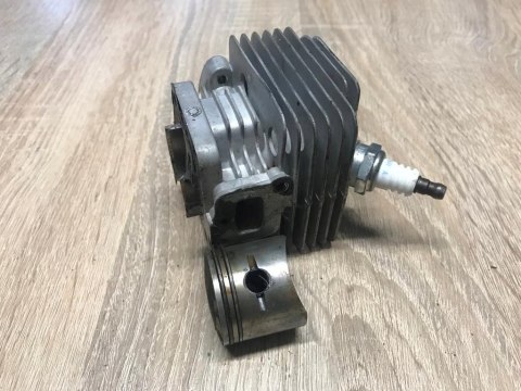 POWERPLUS POWXG3028 CYLINDER TŁOK ORYGINAŁ KOMPLET POWERPLUS POWXG3028 CYLINDER TŁOK ORYGINAŁ KOMPLET