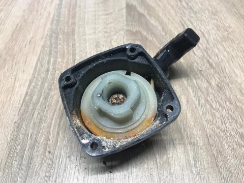 POWERPLUS POWXG3028 SZARPAK STARTER OBUDOWA POWERPLUS POWXG3028 SZARPAK STARTER OBUDOWA