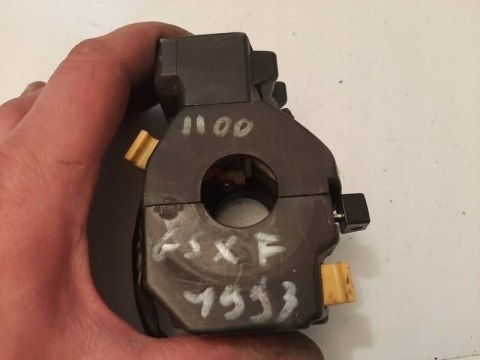 PRZEŁĄCZNIK LEWY SUZUKI GSXF 1100 GV72C 374-13 PRZEŁĄCZNIK LEWY SUZUKI GSXF 1100 GV72C 374-13