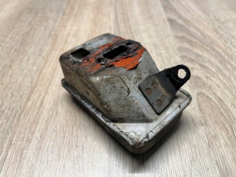 STIHL FS 90 AV TŁUMIK WYDECH STIHL FS 90 AV TŁUMIK WYDECH