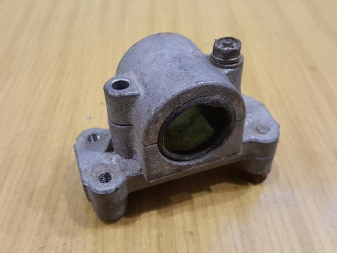 KAWASAKI TG 33 UCHWYT MOCOWANIE OBEJMA KAWASAKI TG 33 UCHWYT MOCOWANIE OBEJMA