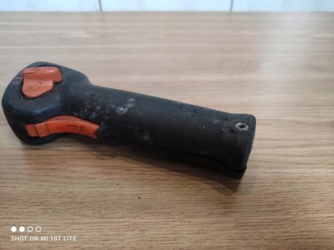 STIHL FS 87 90 100 130 RĄCZKA GAZU UCHWYT OBUDOWA STIHL FS 87 90 100 130 RĄCZKA GAZU UCHWYT OBUDOWA