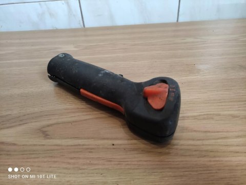 STIHL FS 87 90 100 130 RĄCZKA GAZU UCHWYT OBUDOWA STIHL FS 87 90 100 130 RĄCZKA GAZU UCHWYT OBUDOWA