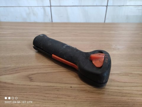 STIHL FS 87 90 100 130 RĄCZKA GAZU UCHWYT OBUDOWA STIHL FS 87 90 100 130 RĄCZKA GAZU UCHWYT OBUDOWA