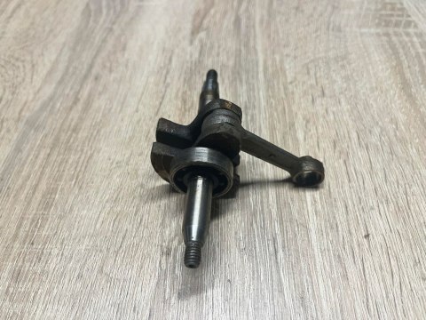 KAWASAKI TG 20 WAŁ KORBOWY KORBOWÓD KAWASAKI TG 20 WAŁ KORBOWY KORBOWÓD