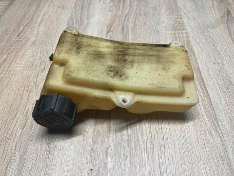 KAWASAKI TG 20 ZBIORNIK PALIWA BAK KAWASAKI TG 20 ZBIORNIK PALIWA BAK