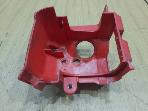 KAWASAKI TG 24 OSŁONA OBUDOWA POKRYWA KORPUS KAWASAKI TG 24 OSŁONA OBUDOWA POKRYWA KORPUS